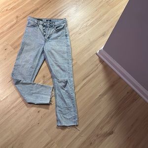 Wild Fable light wash straight leg jean!